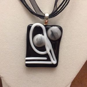 Pendant necklace made in USA black/white glass